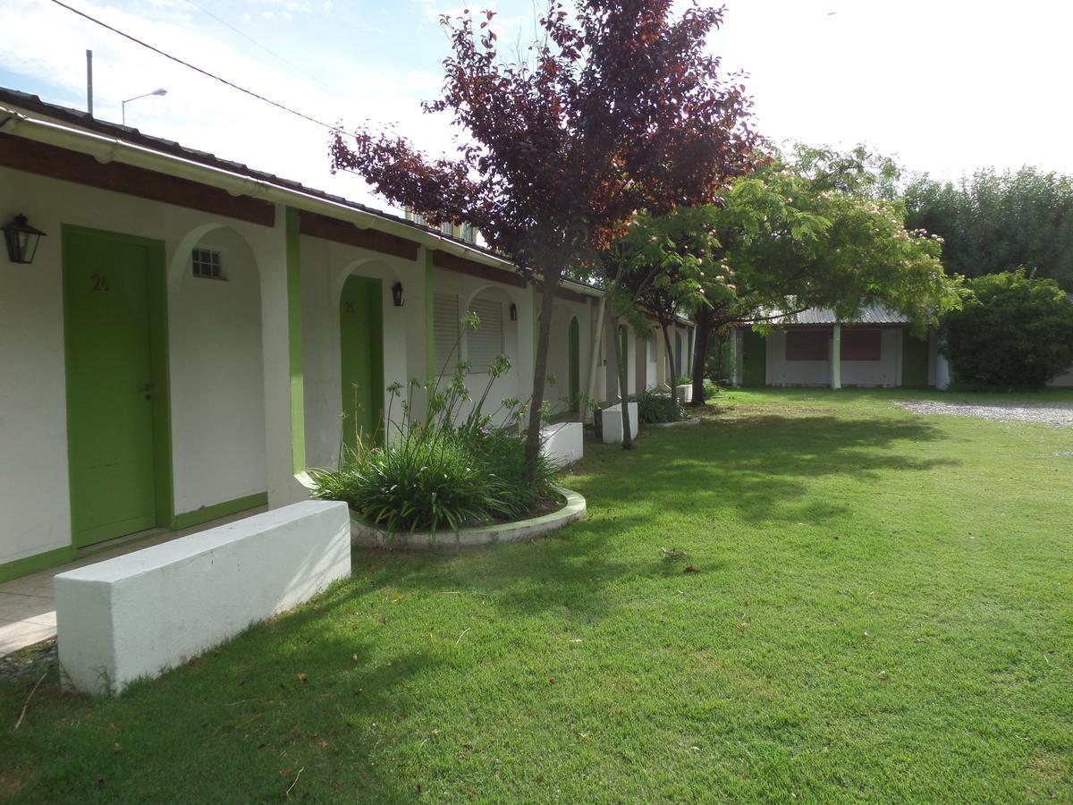 Hotel Carmen De Areco Exterior photo