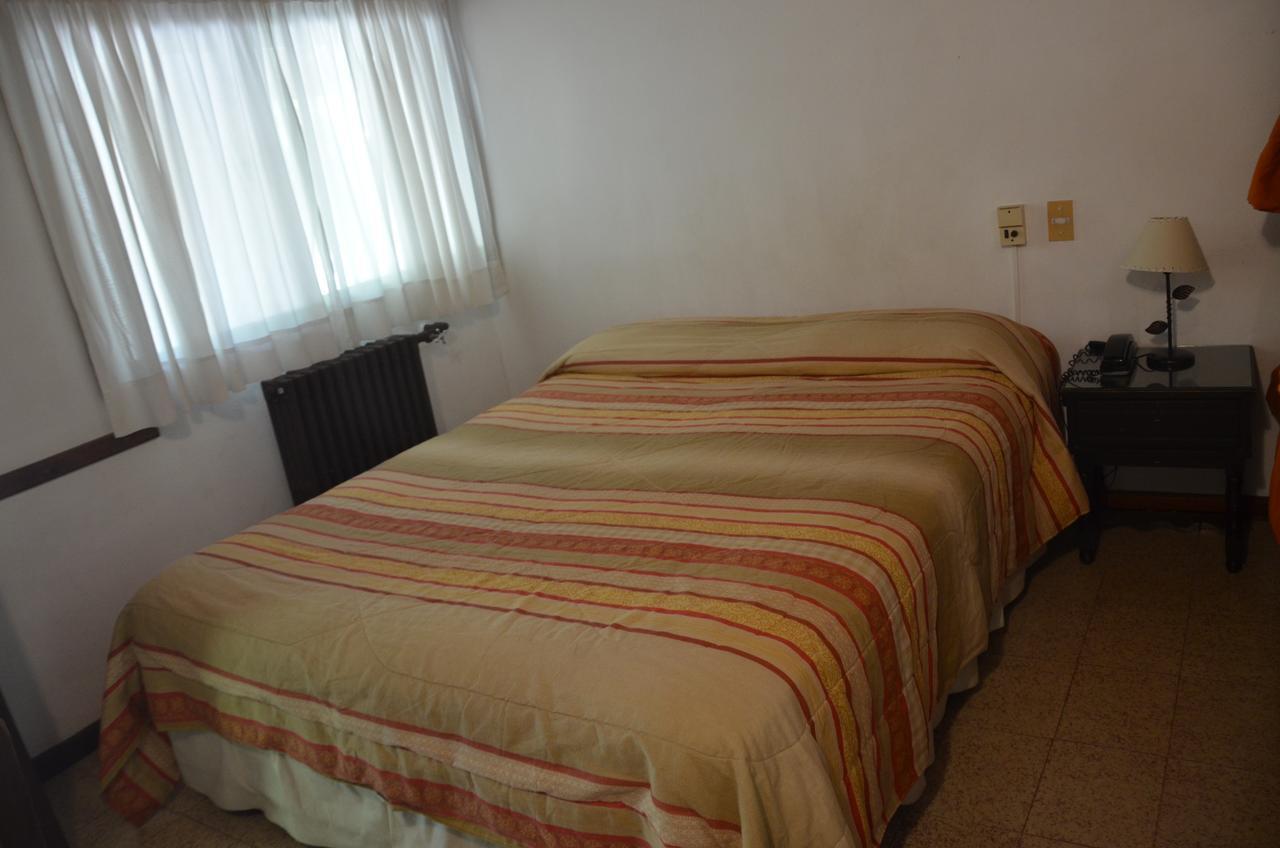 Hotel Carmen De Areco Exterior photo